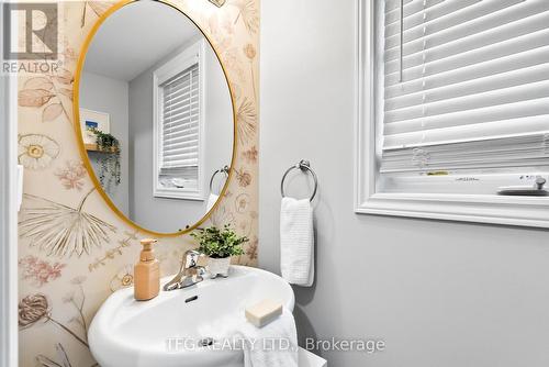 12 Ken Bromley Lane, Clarington (Bowmanville), ON - Indoor Photo Showing Bathroom