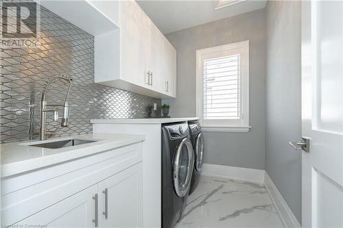 430 Stanfield Drive, Oakville, ON - Indoor Photo Showing Laundry Room