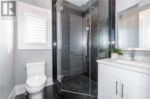 430 Stanfield Drive, Oakville, ON - Indoor Photo Showing Bathroom