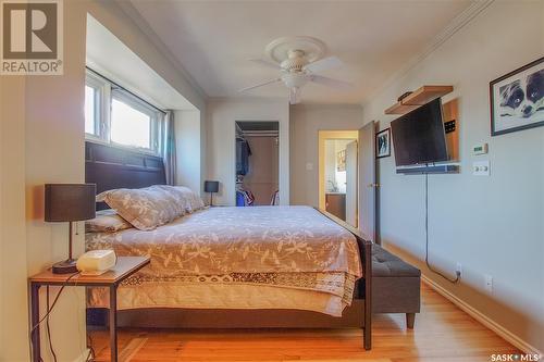 2325 Clarence Avenue S, Saskatoon, SK - Indoor Photo Showing Bedroom