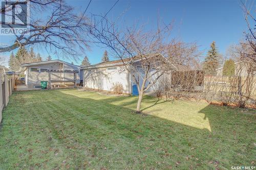 2325 Clarence Avenue S, Saskatoon, SK - Outdoor