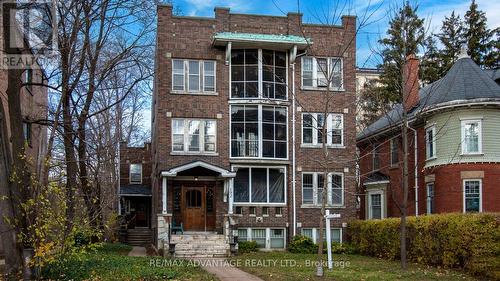 192 Elmwood Avenue E, London, ON - Outdoor With Facade