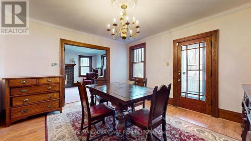 192 Elmwood Avenue E, London, ON - Indoor Photo Showing Dining Room