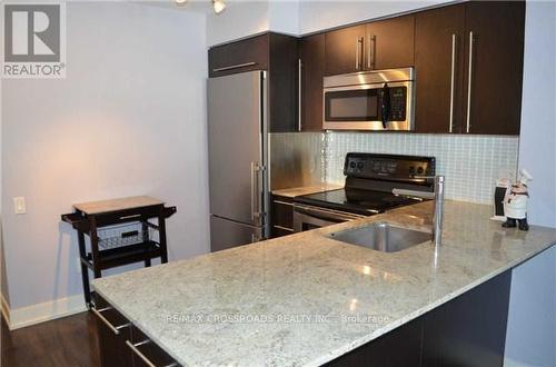 502 - 23 Sheppard Avenue E, Toronto, ON - Indoor Photo Showing Kitchen With Upgraded Kitchen