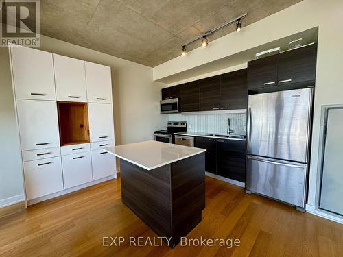 724 - 349 Mcleod Street, Ottawa, ON - Indoor Photo Showing Kitchen