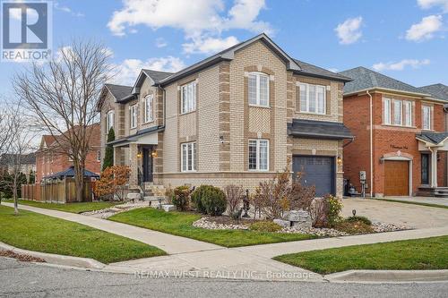 3 Silvermoon Avenue, Caledon, ON - Outdoor With Facade