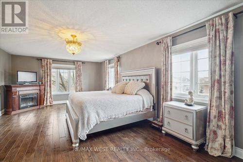 3 Silvermoon Avenue, Caledon, ON - Indoor Photo Showing Bedroom