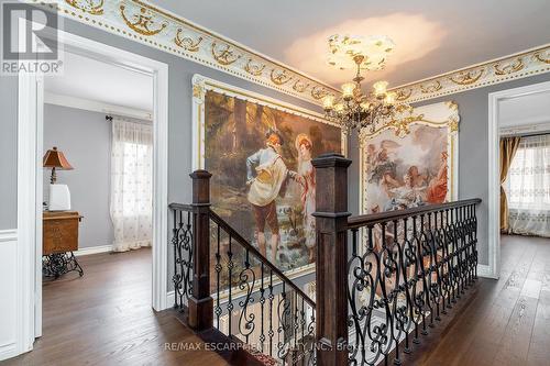 28 Stonegate Drive, Hamilton, ON - Indoor Photo Showing Other Room