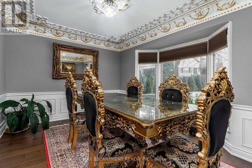 28 Stonegate Drive, Hamilton, ON - Indoor Photo Showing Dining Room