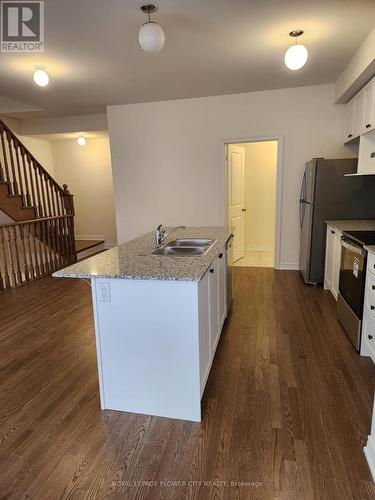 512 Littlewood Lane, Ajax, ON - Indoor Photo Showing Kitchen With Double Sink