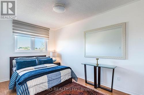 6973 Lisanne Court, Mississauga, ON - Indoor Photo Showing Bedroom