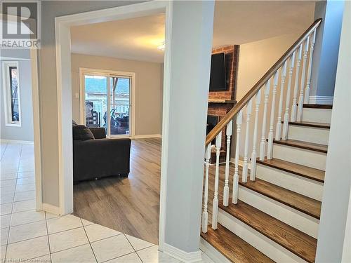 486 E Dicenzo Drive, Hamilton, ON - Indoor Photo Showing Other Room