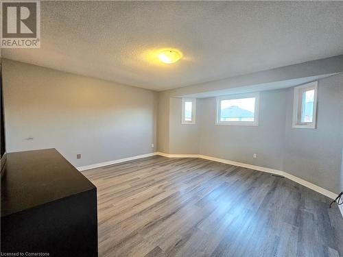 486 E Dicenzo Drive, Hamilton, ON - Indoor Photo Showing Other Room