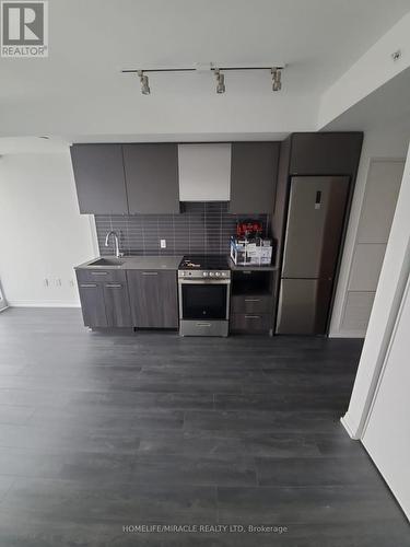 4511 - 251 Jarvis Street, Toronto, ON - Indoor Photo Showing Kitchen