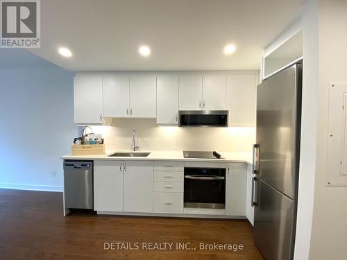 1103 - 340 Queen Street, Ottawa, ON - Indoor Photo Showing Kitchen With Stainless Steel Kitchen