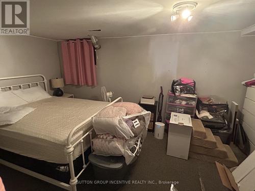 553 Tenth Street, Collingwood, ON - Indoor Photo Showing Bedroom