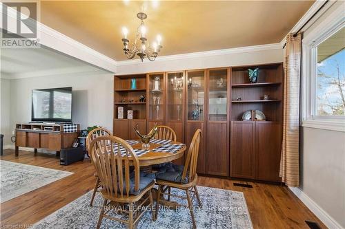 883 Ridge Rd N Road, Fort Erie (335 - Ridgeway), ON - Indoor Photo Showing Dining Room