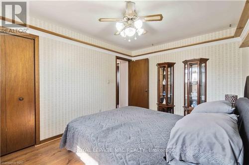 883 Ridge Rd N Road, Fort Erie (335 - Ridgeway), ON - Indoor Photo Showing Bedroom