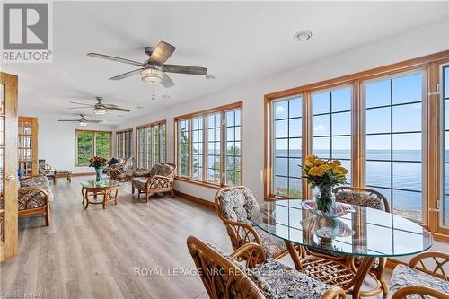 537 Sandy Bay Road Road S, Haldimand County, ON - Indoor Photo Showing Dining Room