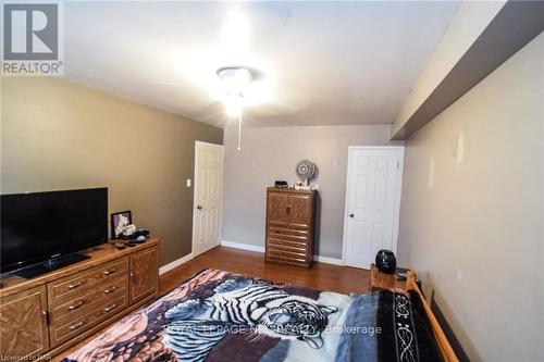 908 - 359 Geneva Street, St. Catharines (446 - Fairview), ON - Indoor Photo Showing Bedroom