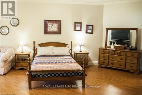 104 - 190 Hwy 20 W, Pelham (662 - Fonthill), ON - Indoor Photo Showing Bedroom