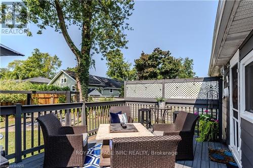 363 Helen Street, Fort Erie (337 - Crystal Beach), ON - Outdoor With Deck Patio Veranda With Exterior