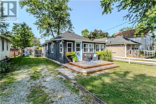 363 Helen Street, Fort Erie (337 - Crystal Beach), ON - Outdoor With Deck Patio Veranda