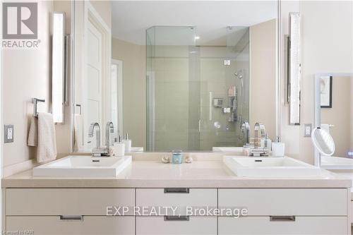 362 Niagara Boulevard, Niagara-On-The-Lake (101 - Town), ON - Indoor Photo Showing Bathroom