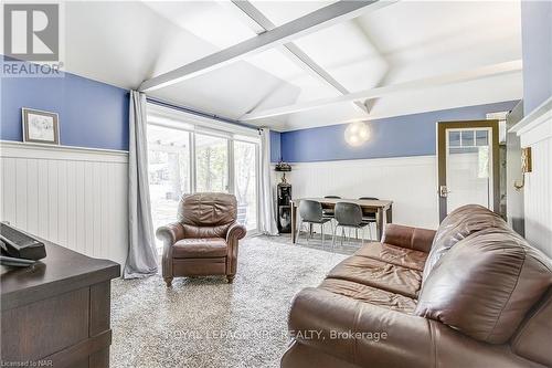 3572 Firelane 7, Port Colborne (874 - Sherkston), ON - Indoor Photo Showing Living Room