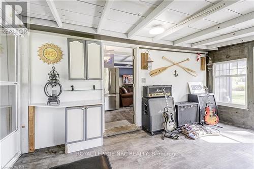 3572 Firelane 7, Port Colborne (874 - Sherkston), ON - Indoor Photo Showing Laundry Room