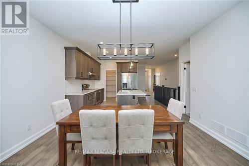 3924 Mitchell Crescent, Fort Erie (327 - Black Creek), ON - Indoor Photo Showing Dining Room