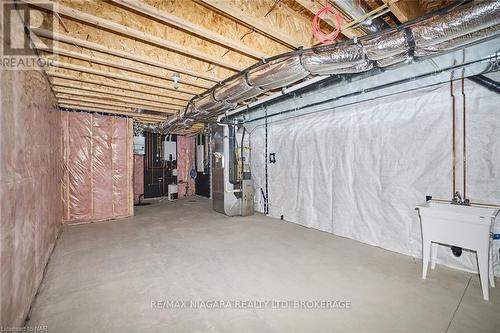 3924 Mitchell Crescent, Fort Erie (327 - Black Creek), ON - Indoor Photo Showing Basement