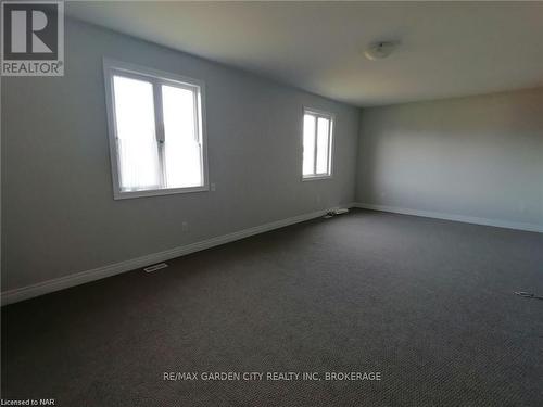 4377 Willick Road, Niagara Falls (224 - Lyons Creek), ON - Indoor Photo Showing Other Room