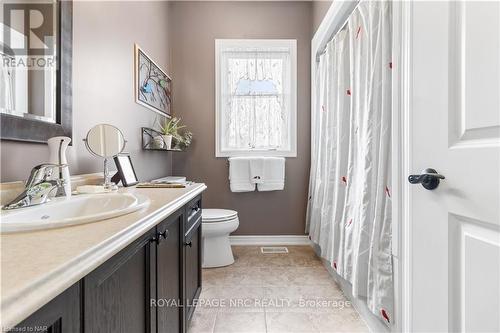 4511 Miller Road, Port Colborne (873 - Bethel), ON - Indoor Photo Showing Bathroom