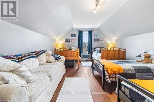 4511 Miller Road, Port Colborne (873 - Bethel), ON - Indoor Photo Showing Bedroom