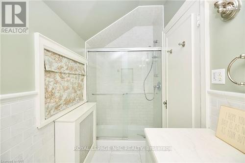 1171 Mcnab Road, Niagara-On-The-Lake (102 - Lakeshore), ON - Indoor Photo Showing Bathroom