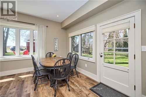 1171 Mcnab Road, Niagara-On-The-Lake (102 - Lakeshore), ON - Indoor Photo Showing Dining Room