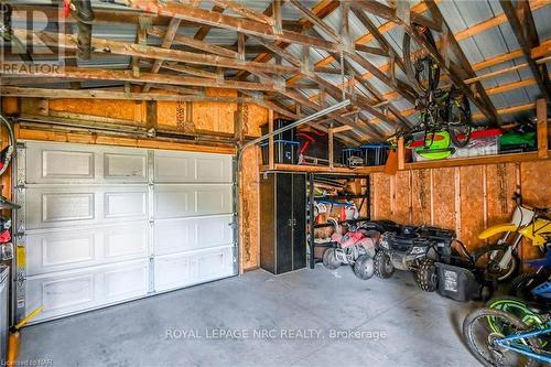 172 Barrick Road, Port Colborne (877 - Main Street), ON - Indoor Photo Showing Garage