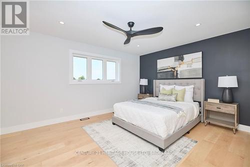 25 Alicia Crescent, Thorold (562 - Hurricane/Merrittville), ON - Indoor Photo Showing Bedroom