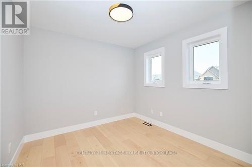 25 Alicia Crescent, Thorold (562 - Hurricane/Merrittville), ON - Indoor Photo Showing Other Room