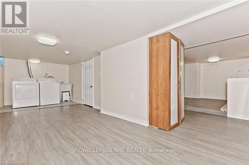 144 Burgar Street, Welland (768 - Welland Downtown), ON - Indoor Photo Showing Laundry Room