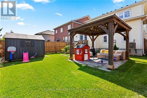 7 Cannery Drive, Niagara-On-The-Lake (105 - St. Davids), ON - Outdoor