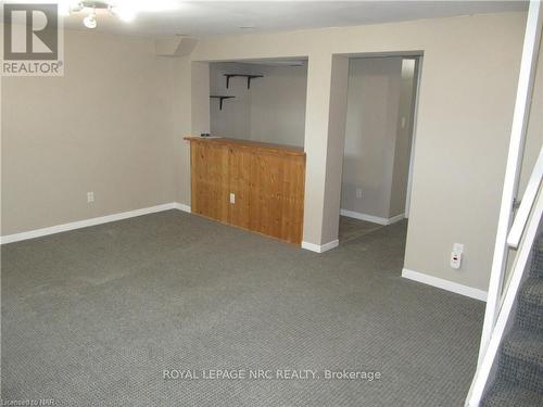 2 Black Knight Road, St. Catharines (443 - Lakeport), ON - Indoor Photo Showing Other Room