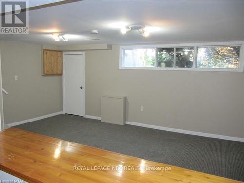 2 Black Knight Road, St. Catharines (443 - Lakeport), ON - Indoor Photo Showing Other Room