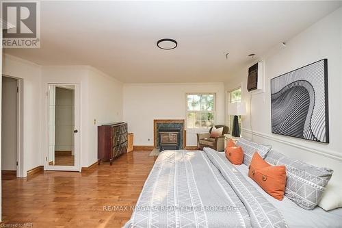 548 Prospect Point Road N, Fort Erie (335 - Ridgeway), ON - Indoor Photo Showing Bedroom