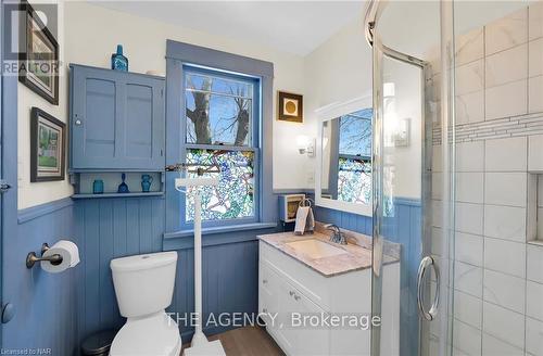 11611 Beach Road W, Wainfleet (880 - Lakeshore), ON - Indoor Photo Showing Bathroom