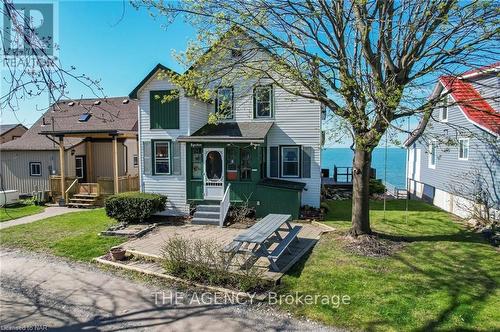 11611 Beach Road W, Wainfleet (880 - Lakeshore), ON - Outdoor With Facade