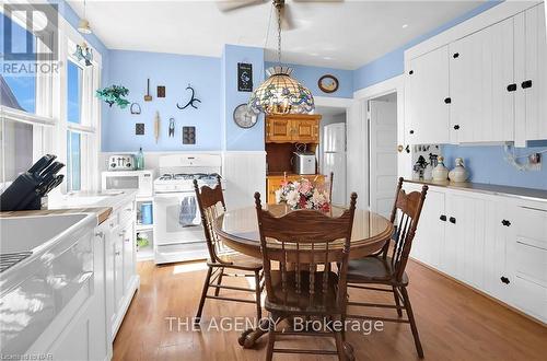 11611 Beach Road W, Wainfleet (880 - Lakeshore), ON - Indoor Photo Showing Dining Room