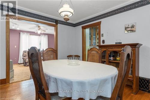 18 Hooker Street, Welland (772 - Broadway), ON - Indoor Photo Showing Dining Room