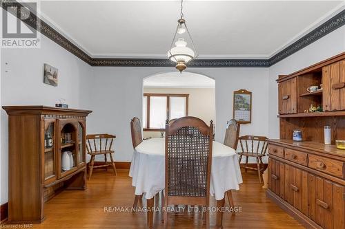 18 Hooker Street, Welland (772 - Broadway), ON - Indoor Photo Showing Dining Room